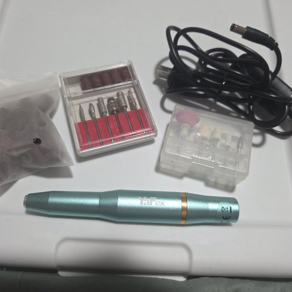 Mint Green Electronic Nail Drill with Accessories - Picture 3 of 3